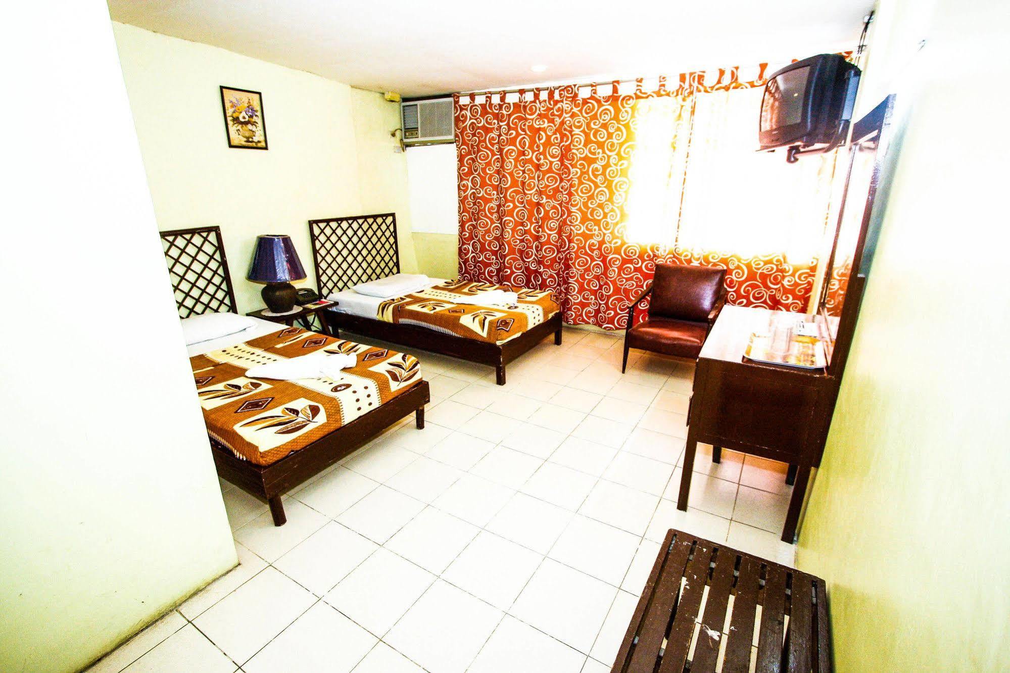 Bohol La Roca Hotel Totolan Kültér fotó